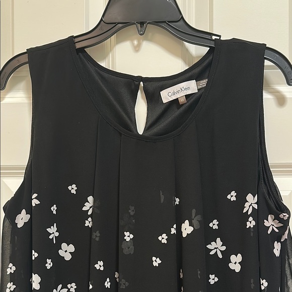 Calvin Klein Black and White Floral Sleeveless Dress - Picture 3 of 11